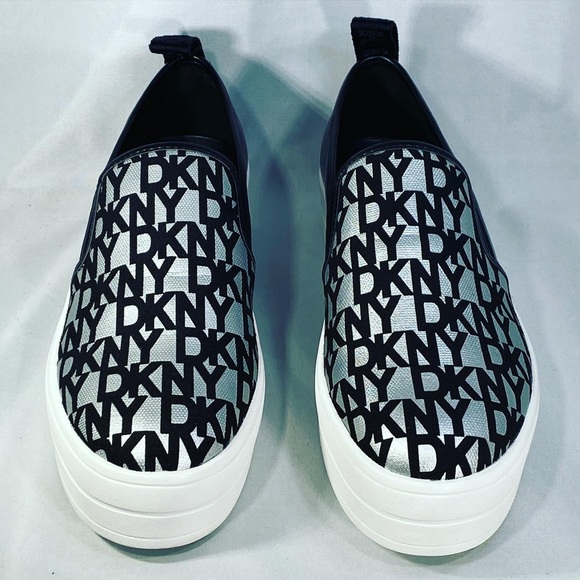 WMNS DKNY Saffi-Slip on Sneaker New last one!!!!!! - Picture 7 of 7